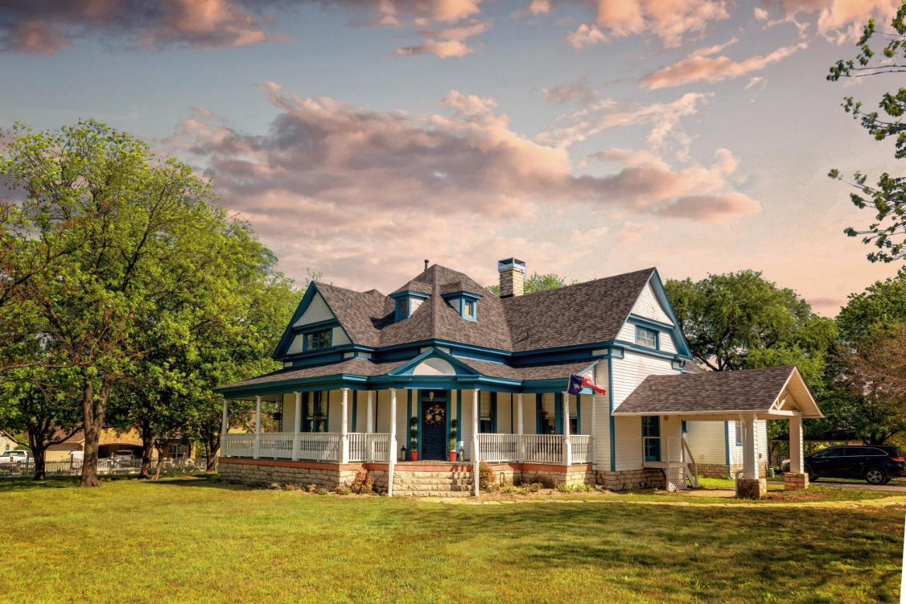 Blue Heron Bed And Breakfast On Lake Гранбъри Екстериор снимка